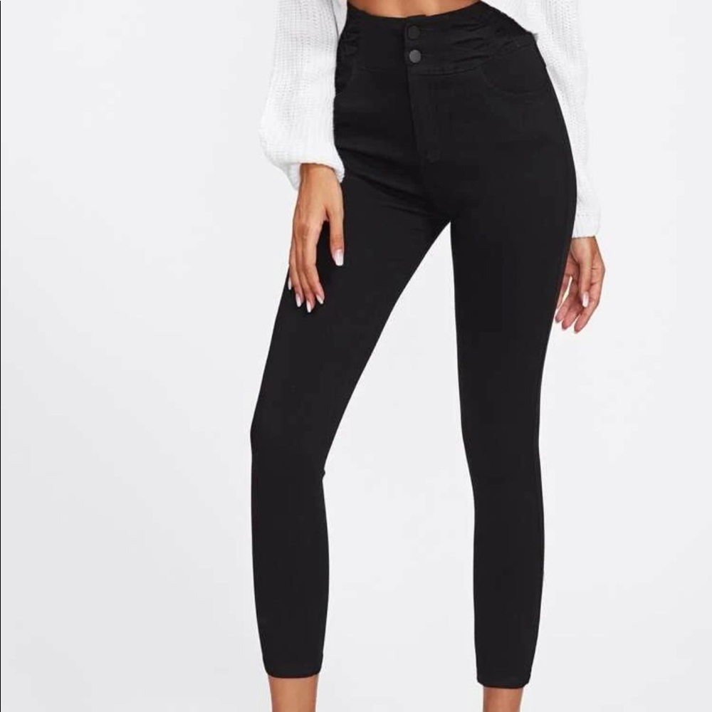 Black High Waisted Cropped Slacks.
